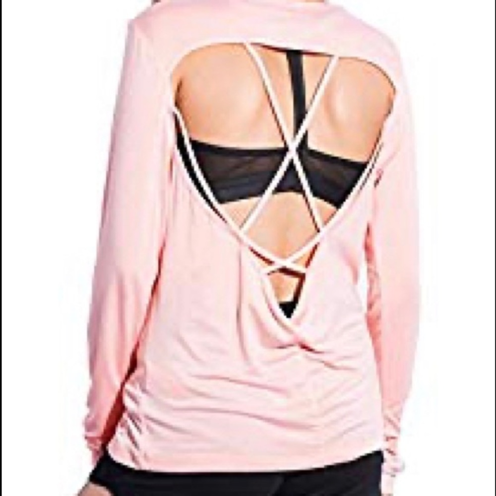 Super soft open back yoga shirt thumb holes